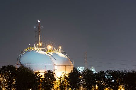 Rystad: LNG maintains grip on fuels despite dual fuel growth