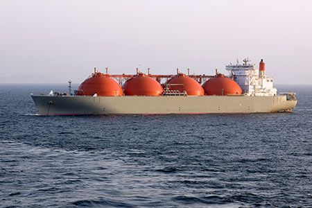 Enarsa awards majority of LNG tender to Trafigura