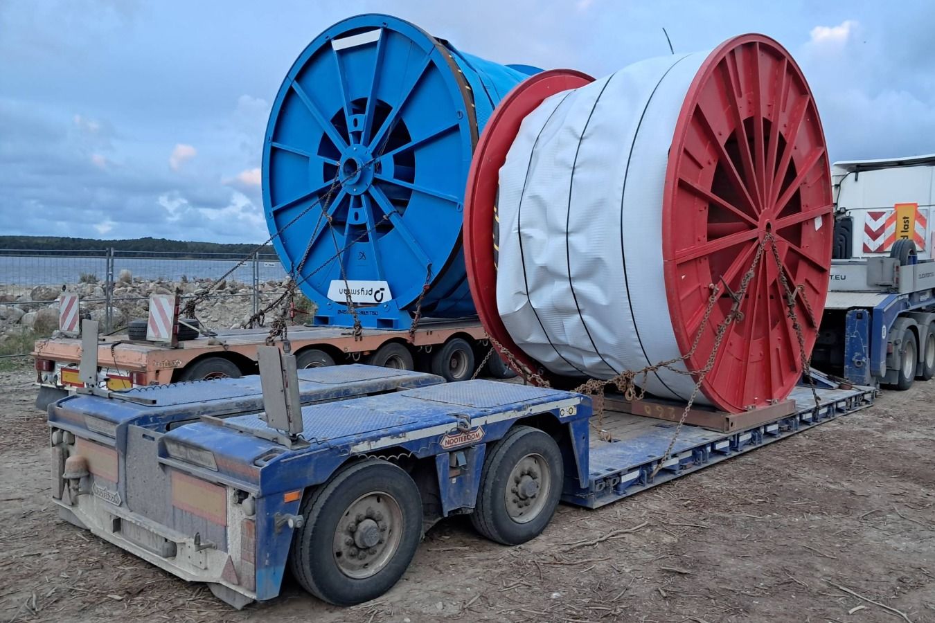Underwater power cable delivered to Klaipėda LNG terminal