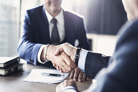 Lloyd’s Register, Shell, and GTT to explore hybrid-electric LNG carrier concept