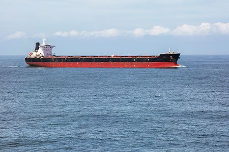 MOL signs for six large LNG-fuelled vessels