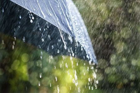 Heavy monsoon delays Indian LNG terminal