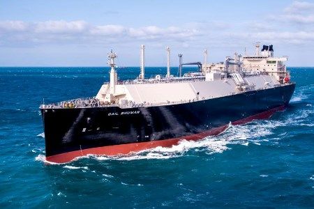 MOL and GAIL sign charter contract for LNG carrier